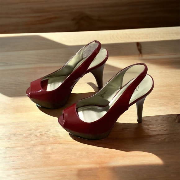 City Streets Women Red Platform - Picture 1 of 7